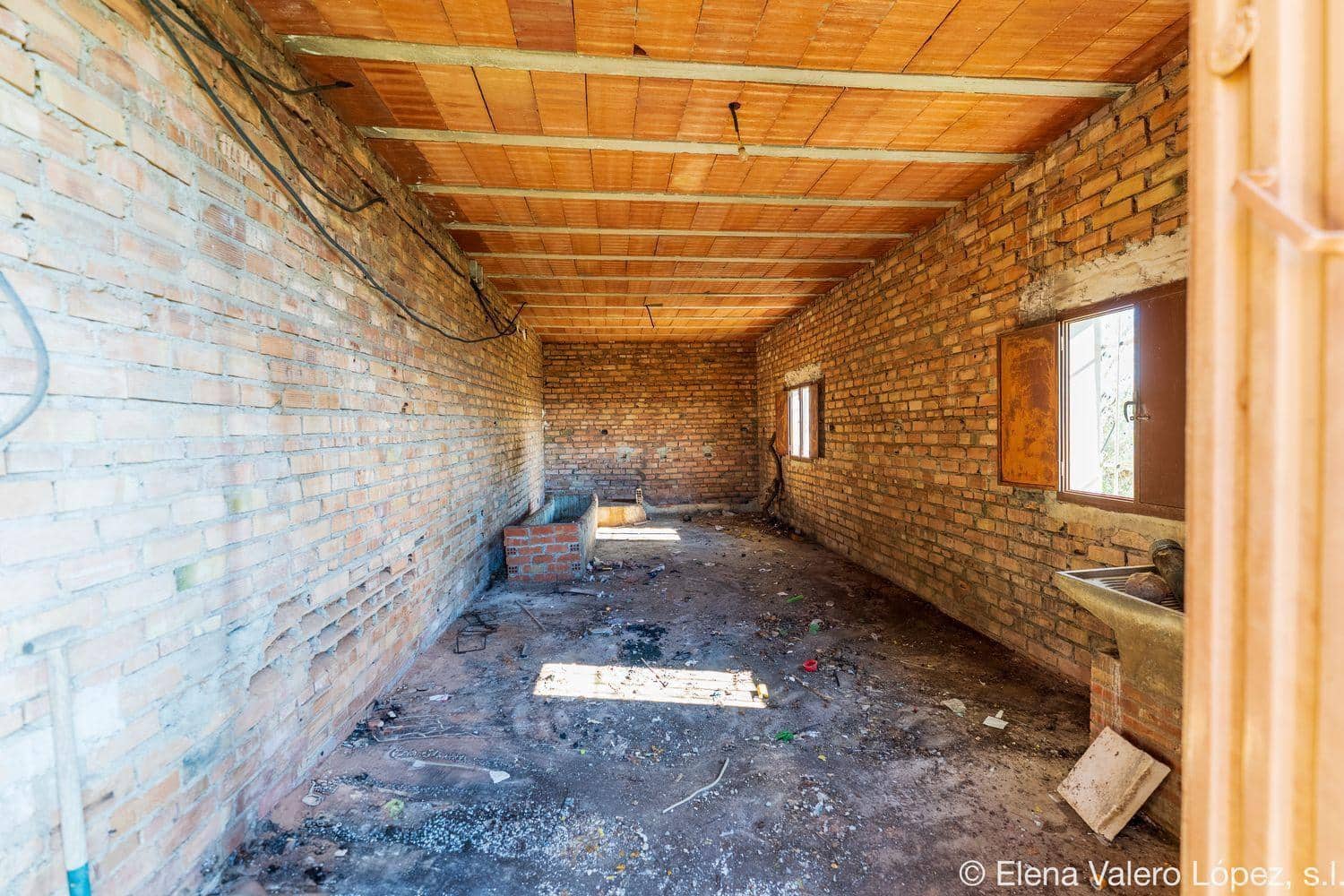 4 soveværelse Finca/Landehus til salg i Comares med swimmingpool - € 460.000 (Ref: 9747007)