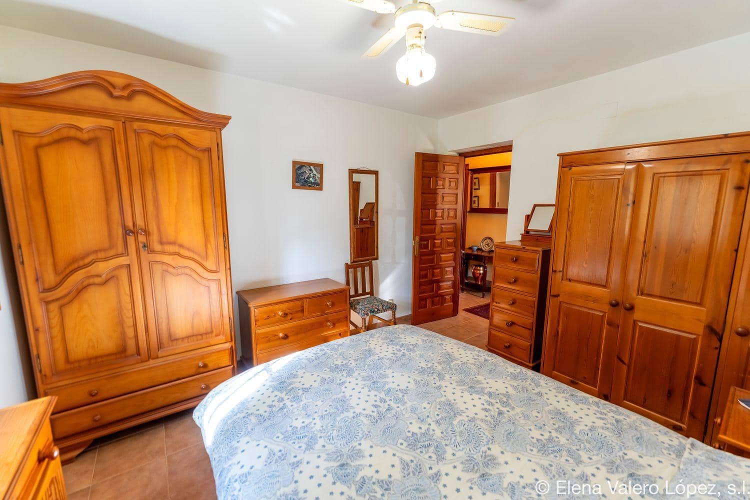 3 soverom Finca/Herregård til salgs i Alfarnatejo med svømmebasseng - € 375 000 (Ref: 9751927)