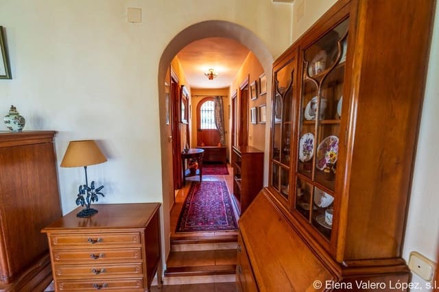 3 soverom Finca/Herregård til salgs i Alfarnatejo med svømmebasseng - € 375 000 (Ref: 9751927)