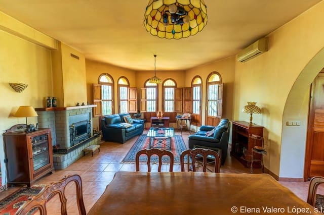 3 soverom Finca/Herregård til salgs i Alfarnatejo med svømmebasseng - € 375 000 (Ref: 9751927)