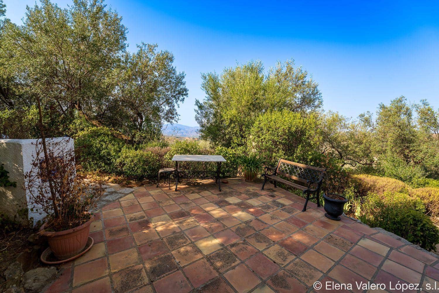 3 soverom Finca/Herregård til salgs i Alfarnatejo med svømmebasseng - € 375 000 (Ref: 9751927)