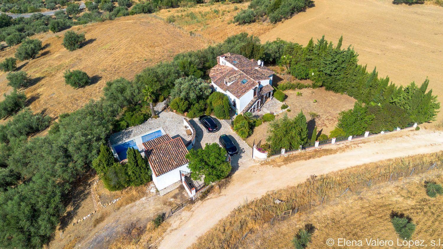 3 soverom Finca/Herregård til salgs i Alfarnatejo med svømmebasseng - € 375 000 (Ref: 9751927)