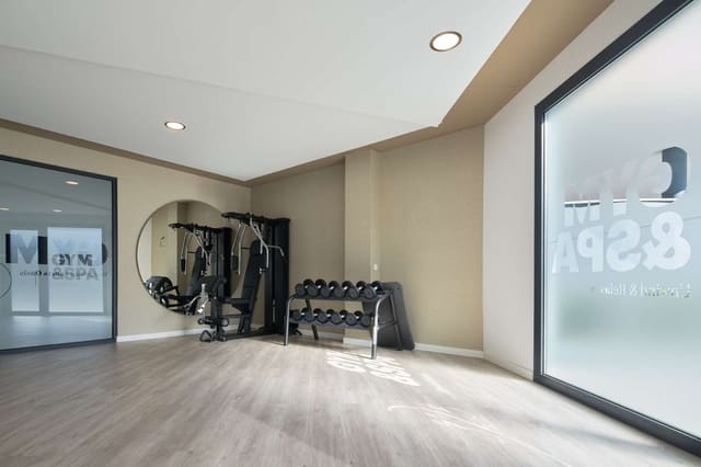 2 Zimmer Penthouse zu verkaufen in Estepona - 521.000 € (Ref: 8883959)