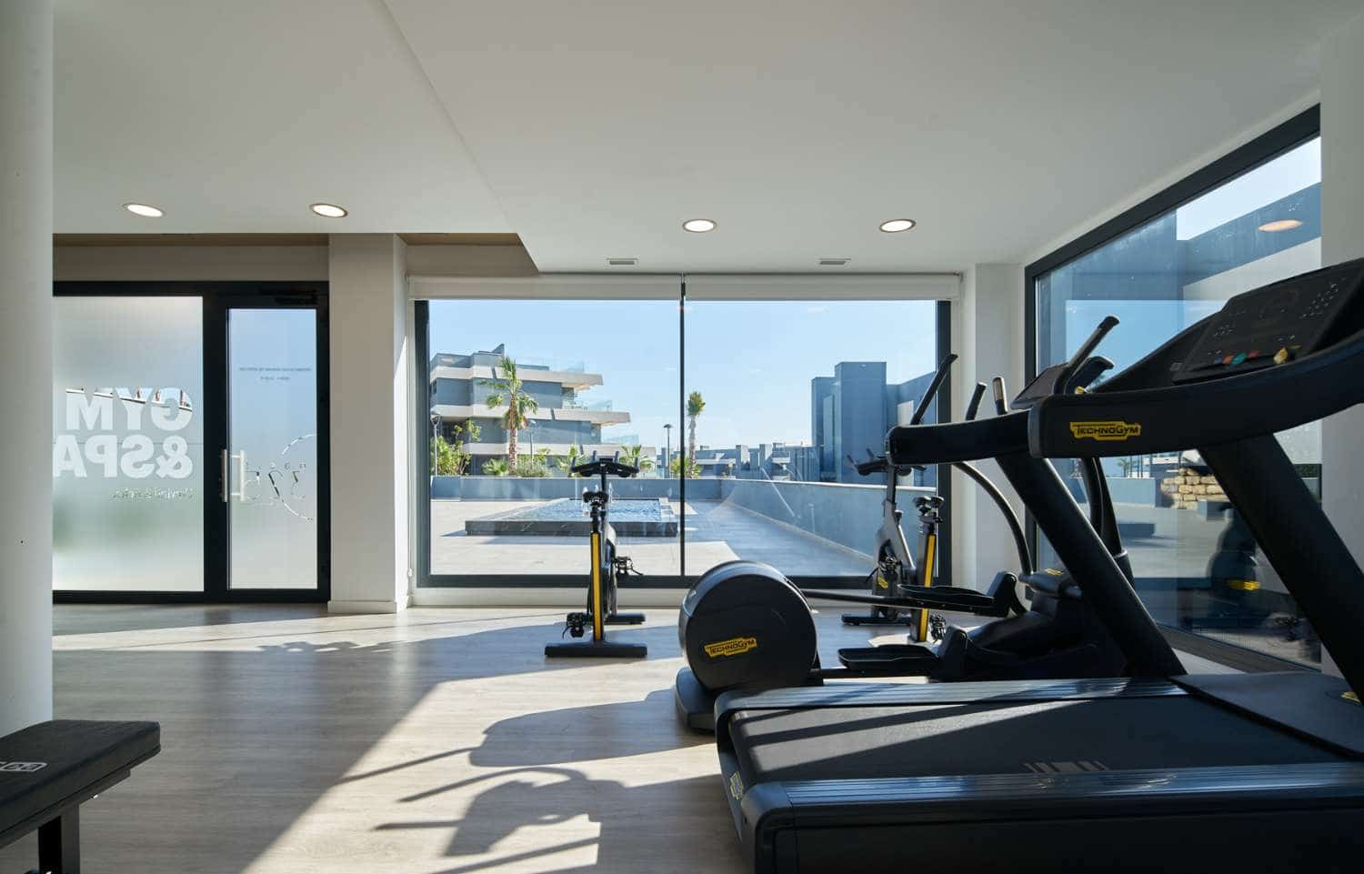 2 Zimmer Penthouse zu verkaufen in Estepona - 521.000 € (Ref: 8883959)