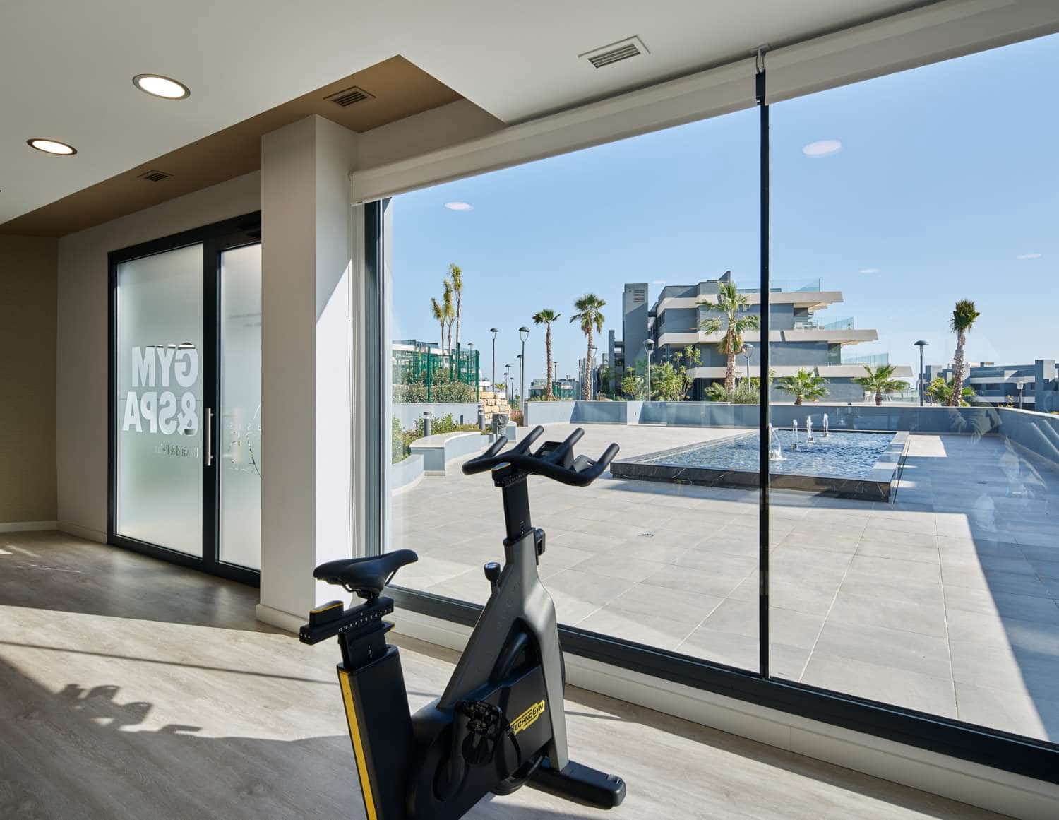 2 Zimmer Penthouse zu verkaufen in Estepona - 521.000 € (Ref: 8883959)