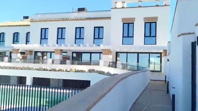 2 chambre Bungalow à vendre à Torrox avec piscine - 347 000 € (Ref: 8896474)