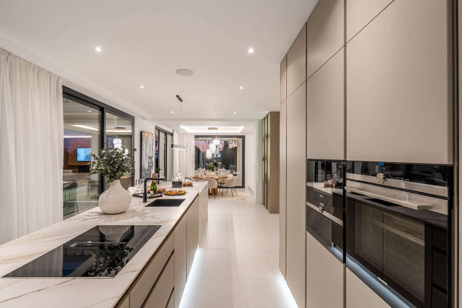 Chalet de 4 habitaciones en Marbella en venta con piscina garaje - 3.669.000 € (Ref: 8912667)