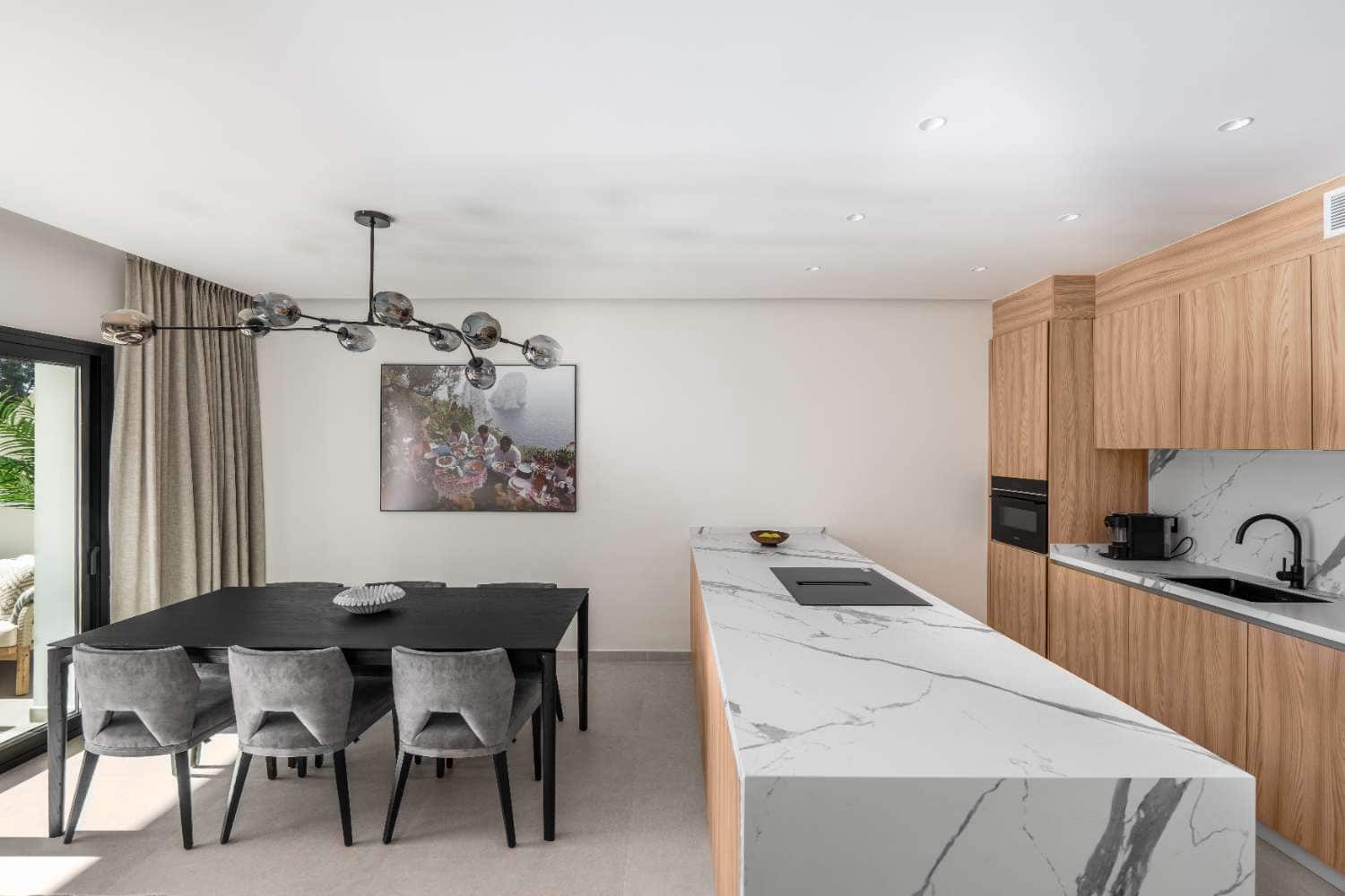 Ático de 4 habitaciones en Marbella en venta con piscina garaje - 1.250.000 € (Ref: 8912669)