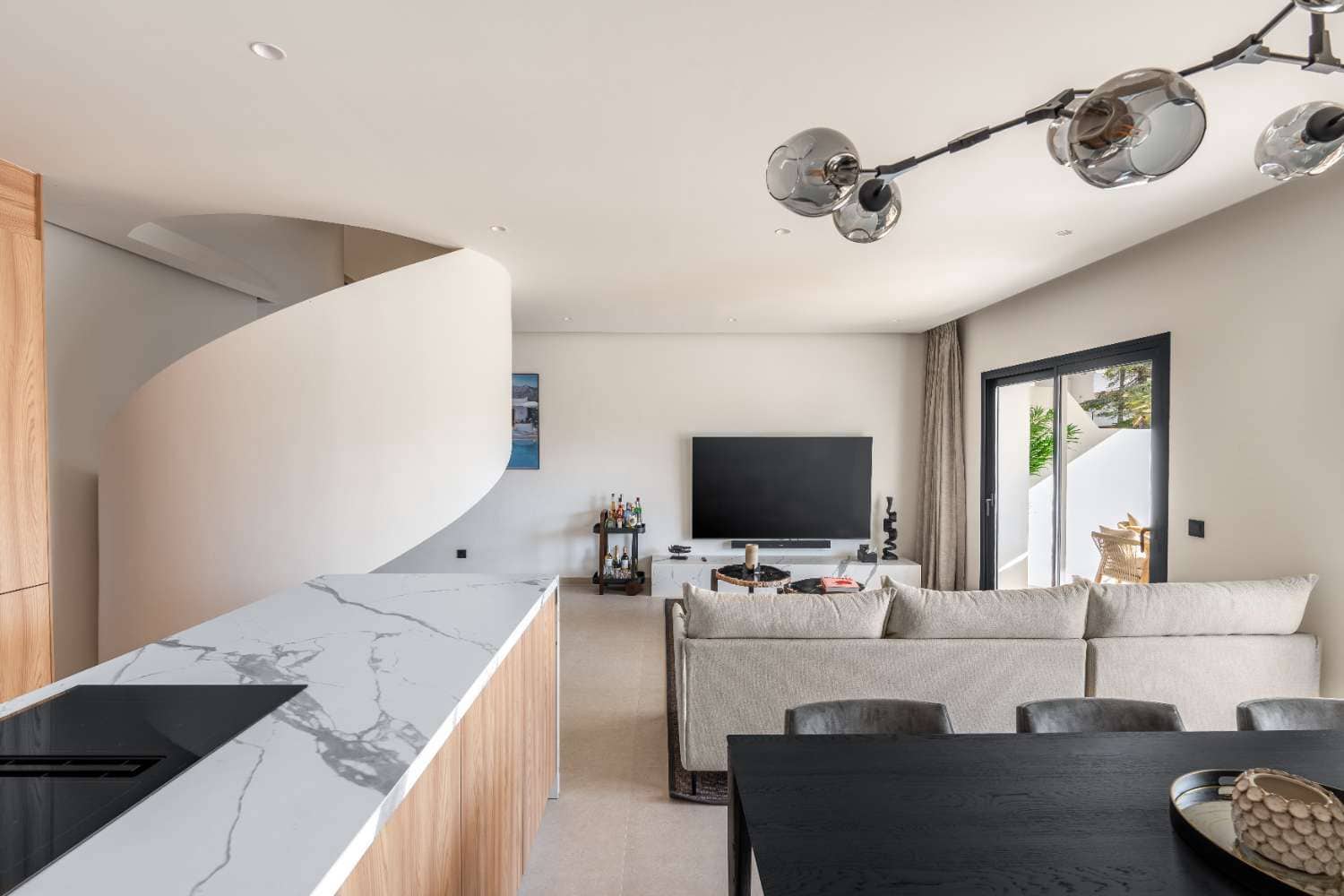 Ático de 4 habitaciones en Marbella en venta con piscina garaje - 1.250.000 € (Ref: 8912669)