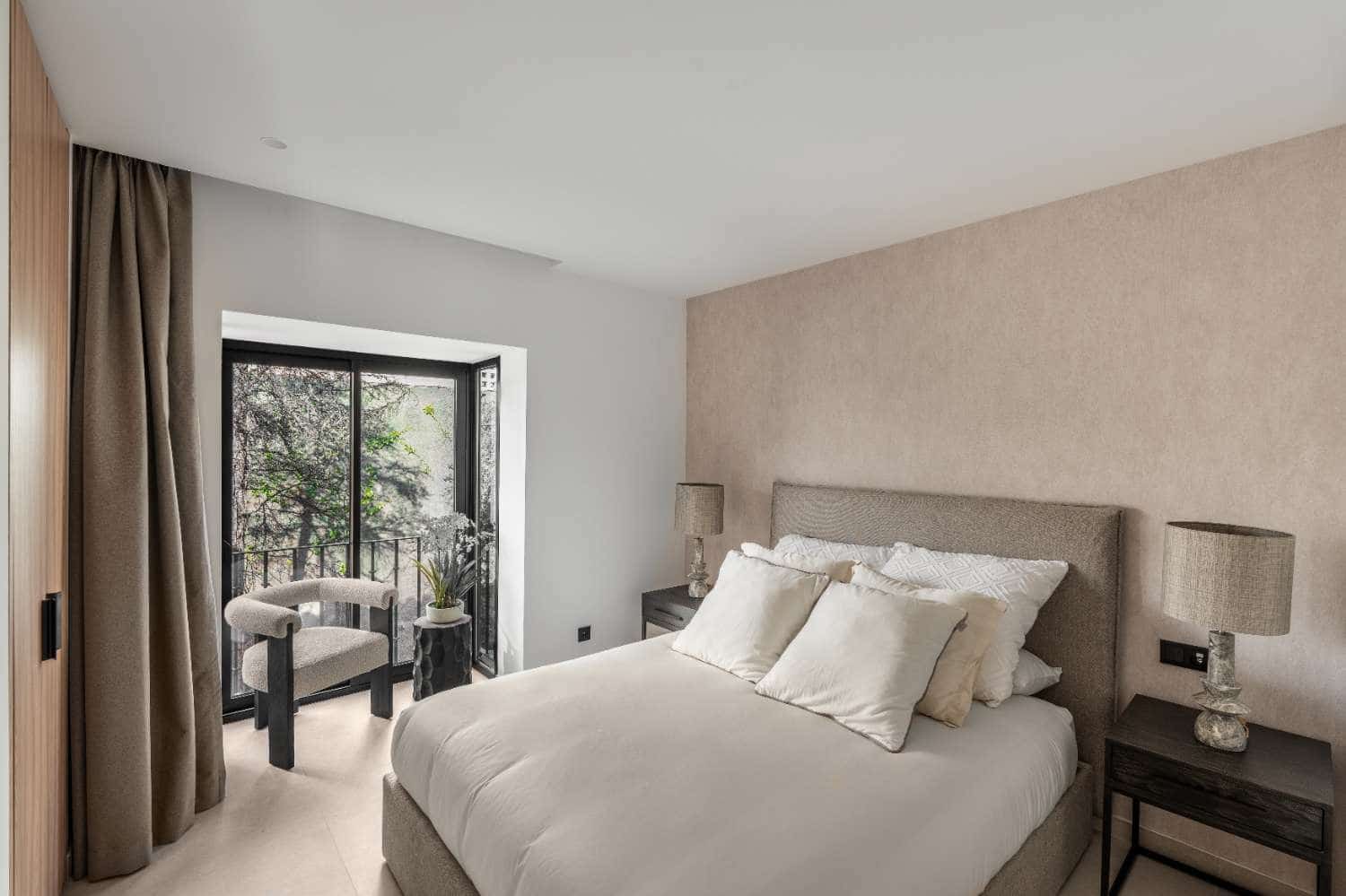 Ático de 4 habitaciones en Marbella en venta con piscina garaje - 1.250.000 € (Ref: 8912669)