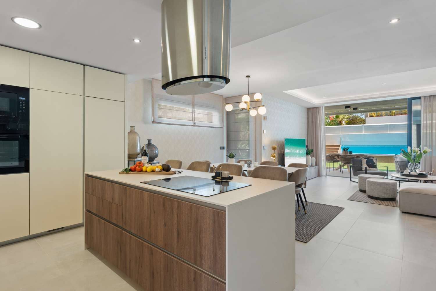 5 soveværelse Bungalow til salg i Marbella med swimmingpool - € 2.395.000 (Ref: 8912670)