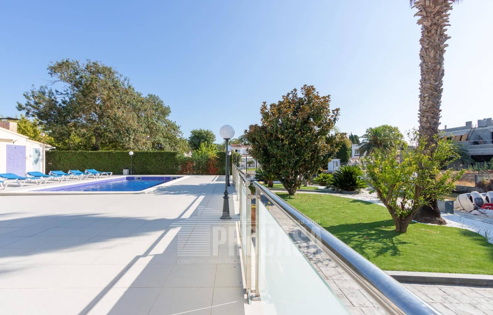 6 chambre Villa/Maison à vendre à Empuriabrava avec piscine garage - 1 990 000 € (Ref: 6325636)