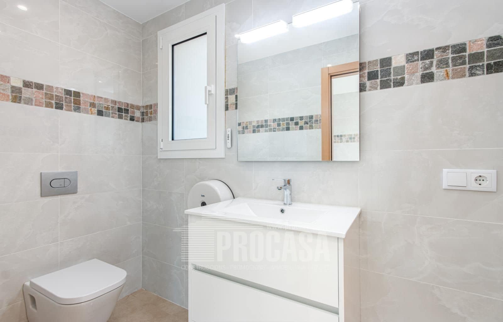 6 chambre Villa/Maison à vendre à Empuriabrava avec piscine garage - 1 990 000 € (Ref: 6325636)