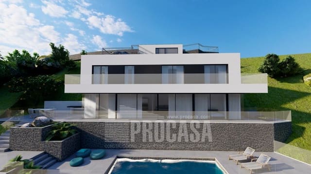 4 slaapkamer Villa te koop in Roses met zwembad - € 1.750.000 (Ref: 6961814)