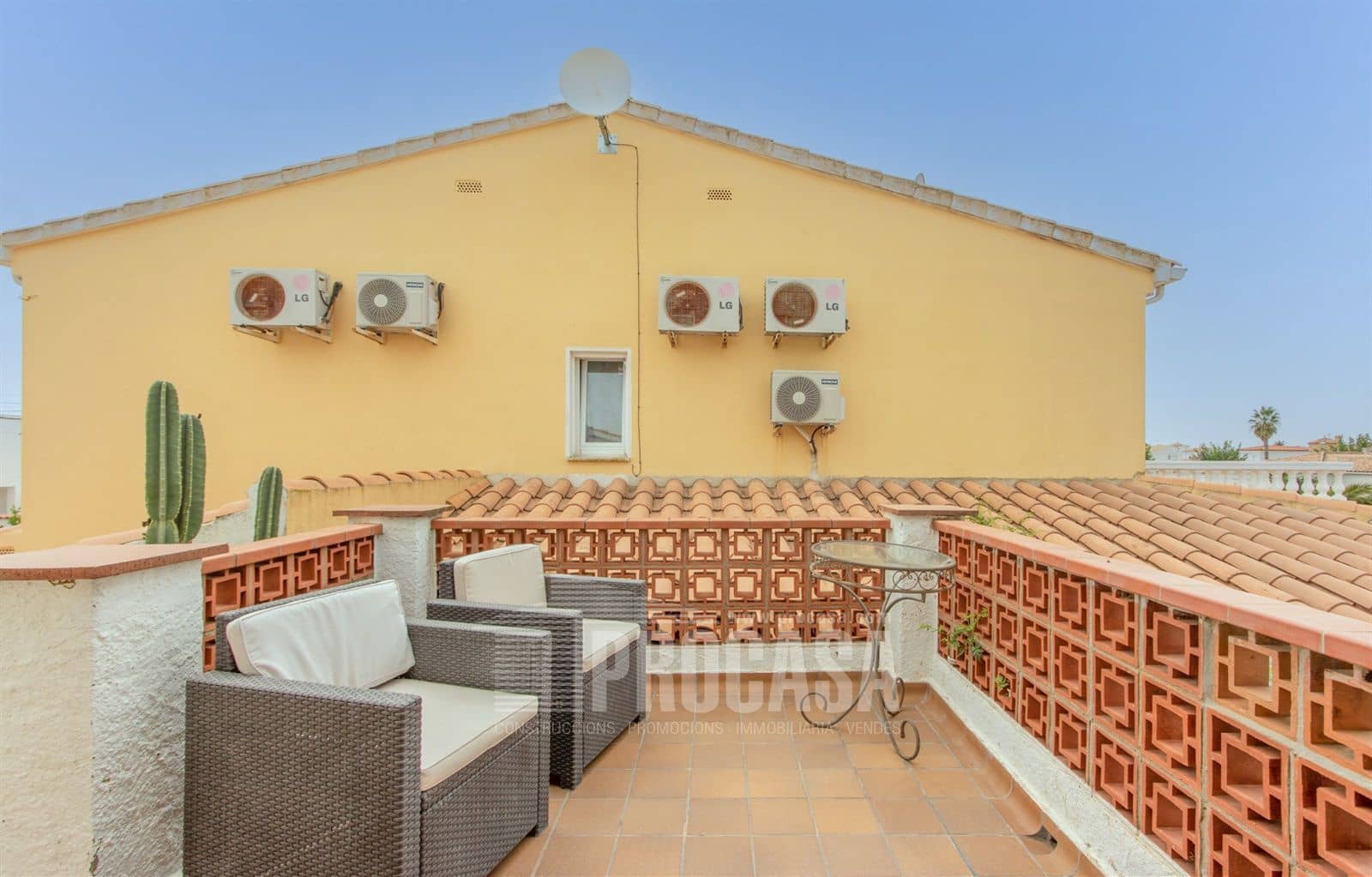 8 makuuhuone Huvila myytävänä paikassa Empuriabrava mukana uima-altaan - 1 380 000 € (Ref: 7080627)