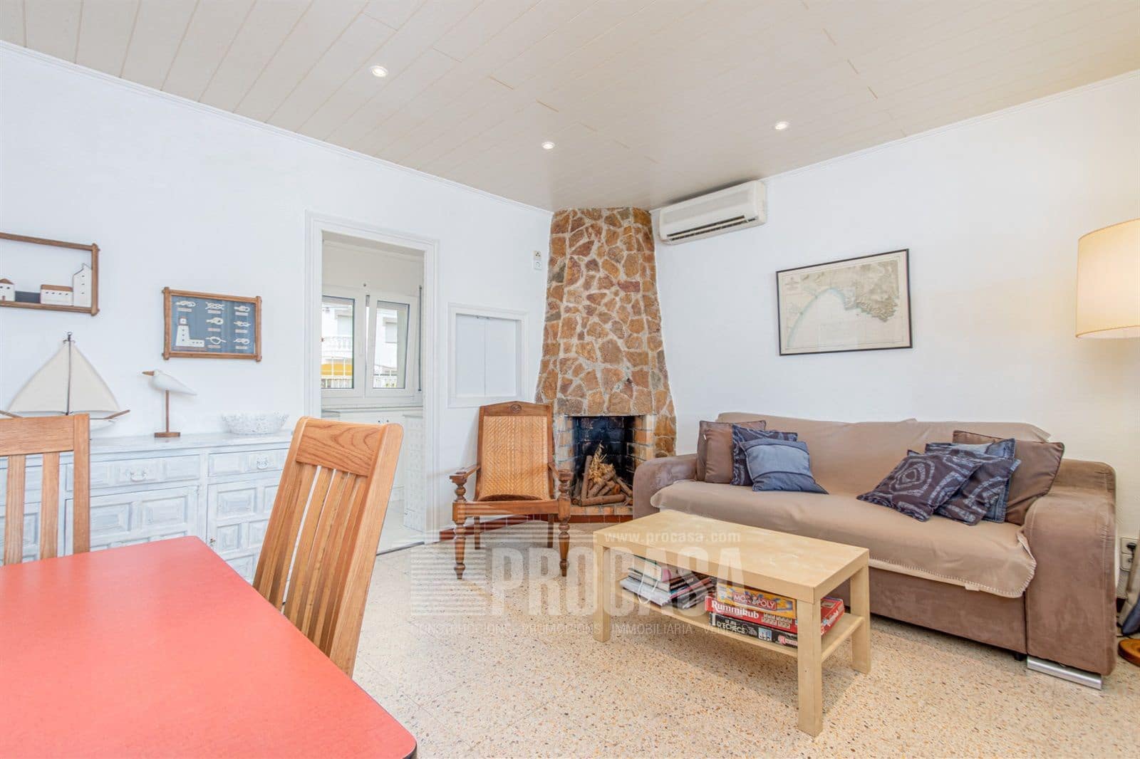 8 makuuhuone Huvila myytävänä paikassa Empuriabrava mukana uima-altaan - 1 380 000 € (Ref: 7080627)