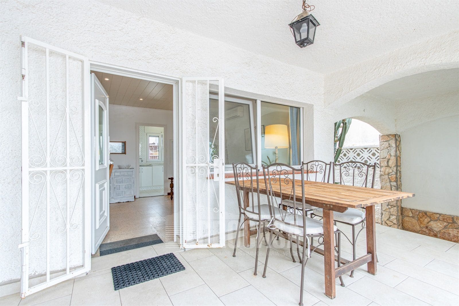 8 makuuhuone Huvila myytävänä paikassa Empuriabrava mukana uima-altaan - 1 380 000 € (Ref: 7080627)