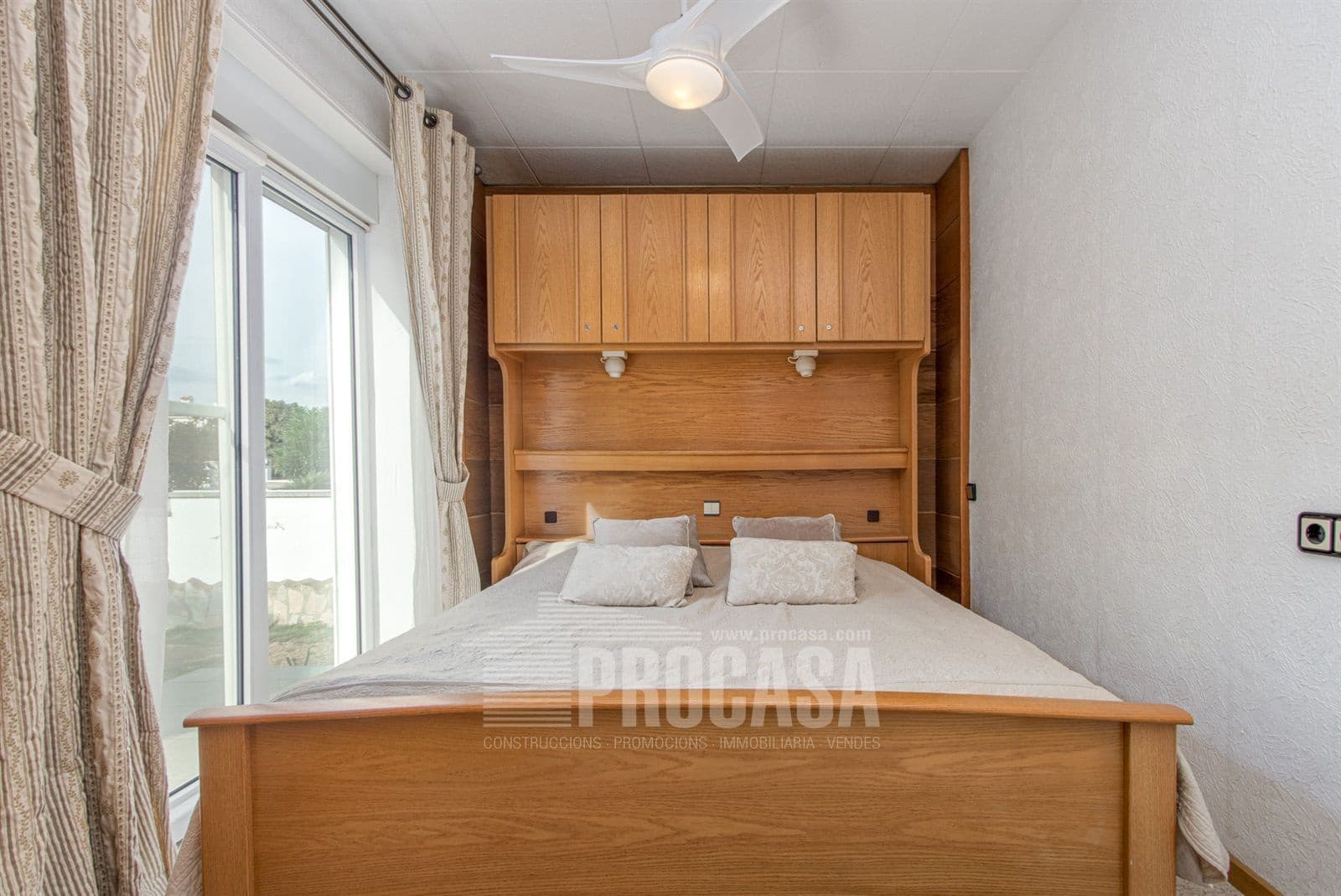 8 makuuhuone Huvila myytävänä paikassa Empuriabrava mukana uima-altaan - 1 380 000 € (Ref: 7080627)