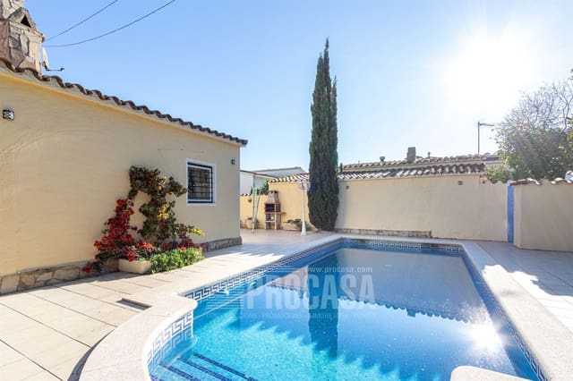 4 slaapkamer Villa te koop in Empuriabrava, Castelló d'Empúries met zwembad - € 430.000 (Ref: 7255142)
