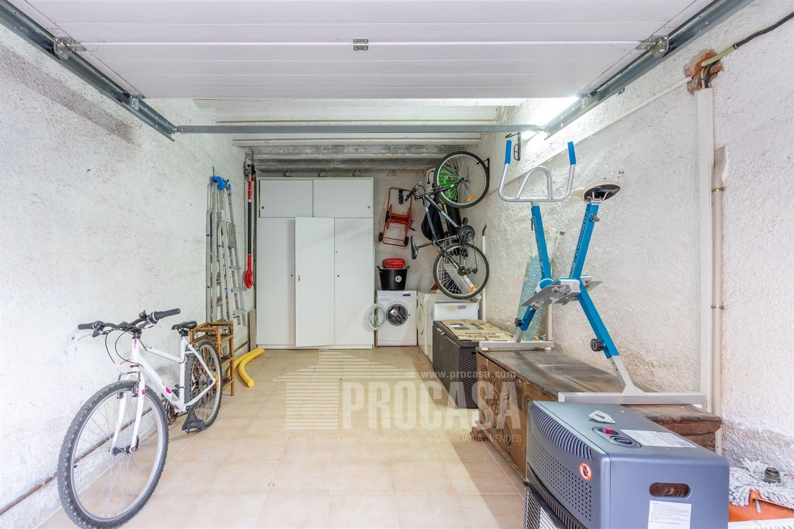 4 slaapkamer Villa te koop in Empuriabrava met zwembad - € 430.000 (Ref: 7255142)