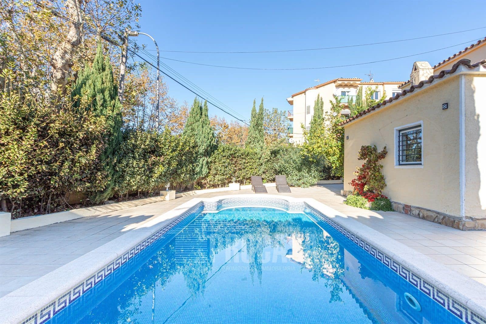 4 slaapkamer Villa te koop in Empuriabrava met zwembad - € 430.000 (Ref: 7255142)