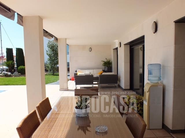 5 slaapkamer Villa te koop in Santa Margarida, Roses met zwembad - € 1.900.000 (Ref: 7278778)