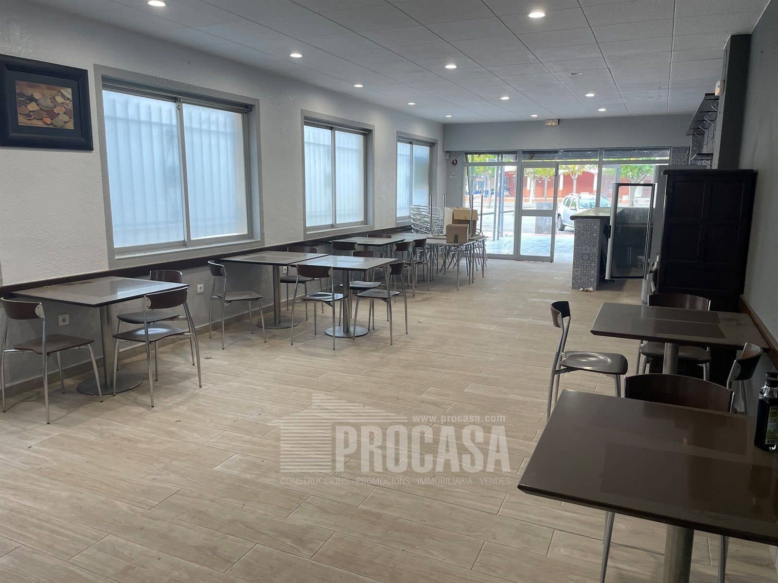 Erhverv til salg i Empuriabrava - € 210.000 (Ref: 7329251)