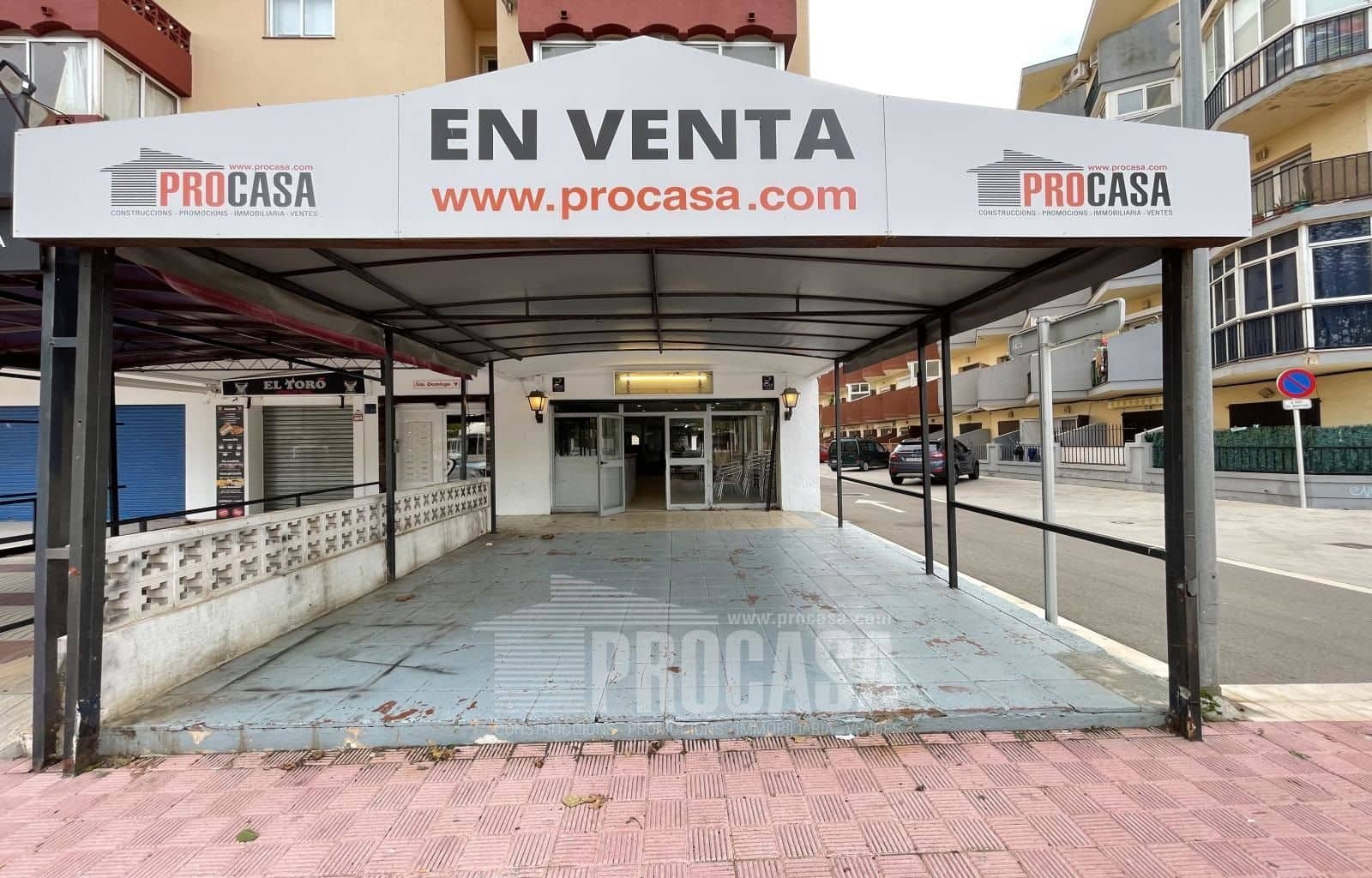 Erhverv til salg i Empuriabrava - € 210.000 (Ref: 7329251)