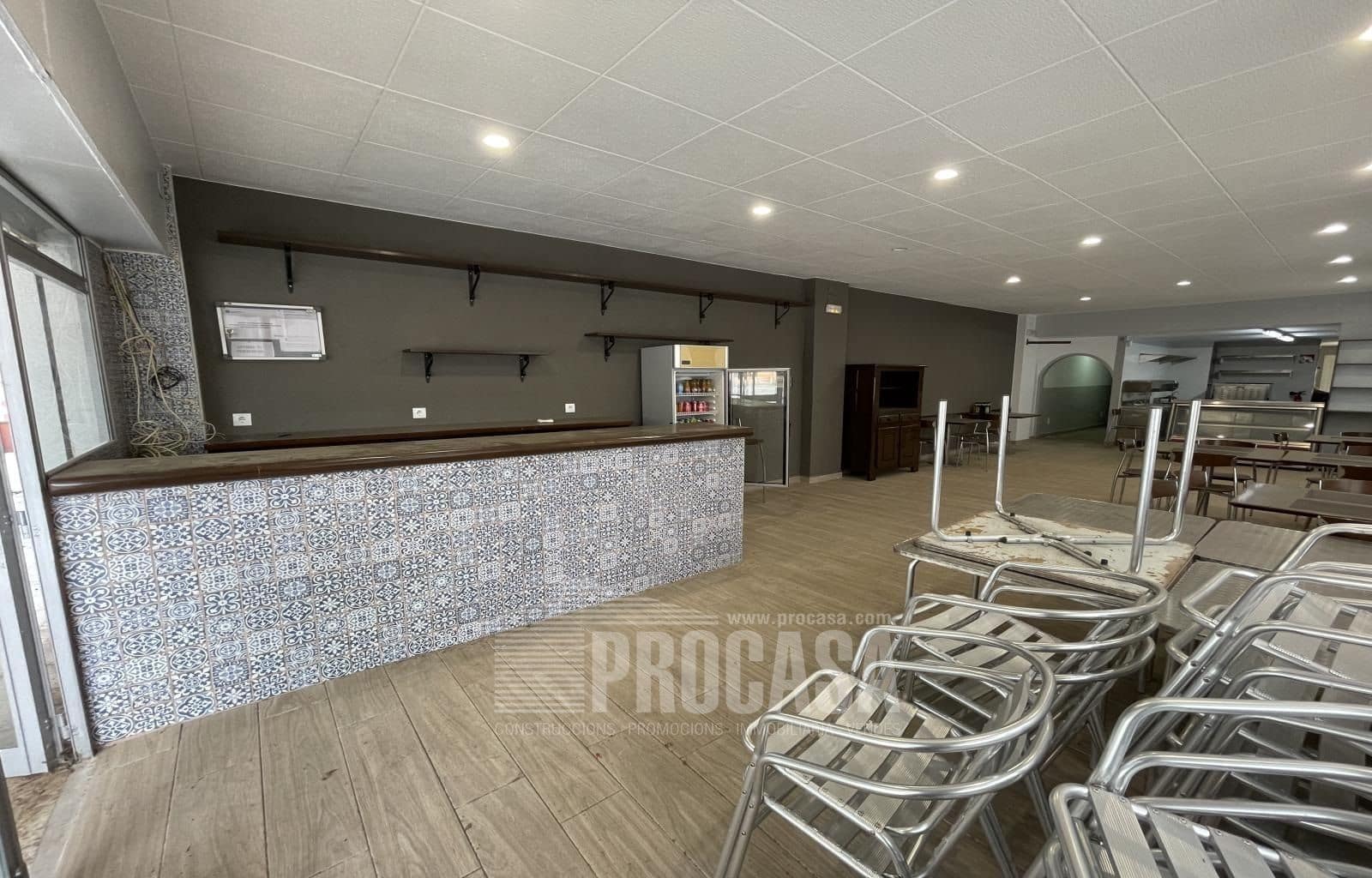 Erhverv til salg i Empuriabrava - € 210.000 (Ref: 7329251)