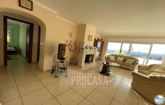 4 soverom Villa til salgs i El Mas Fumats, Roses med svømmebasseng garasje - € 780 000 (Ref: 7349316)