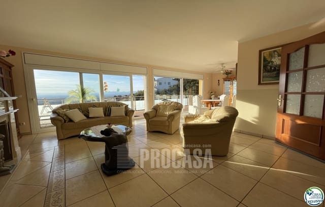 4 soverom Villa til salgs i El Mas Fumats, Roses med svømmebasseng garasje - € 780 000 (Ref: 7349316)