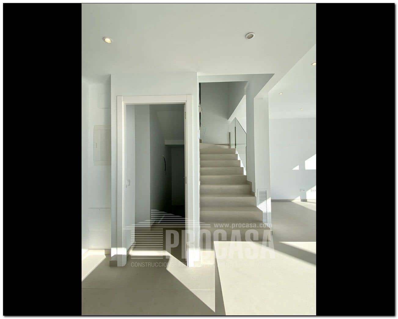 4 slaapkamer Villa te koop in Empuriabrava met zwembad garage - € 659.000 (Ref: 7401760)