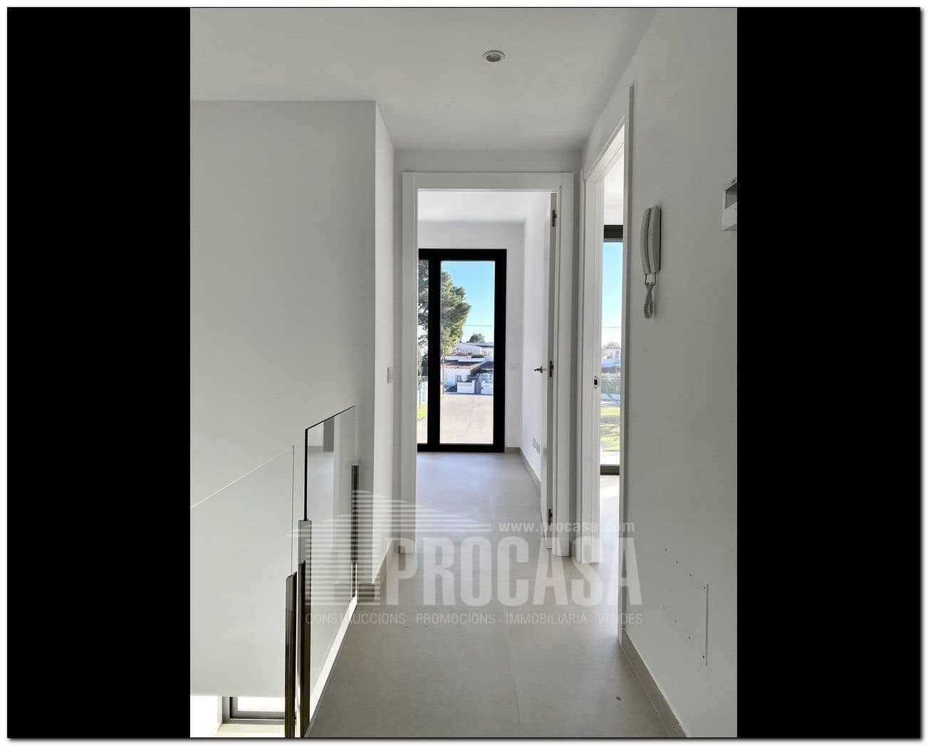 4 slaapkamer Villa te koop in Empuriabrava met zwembad garage - € 659.000 (Ref: 7401760)