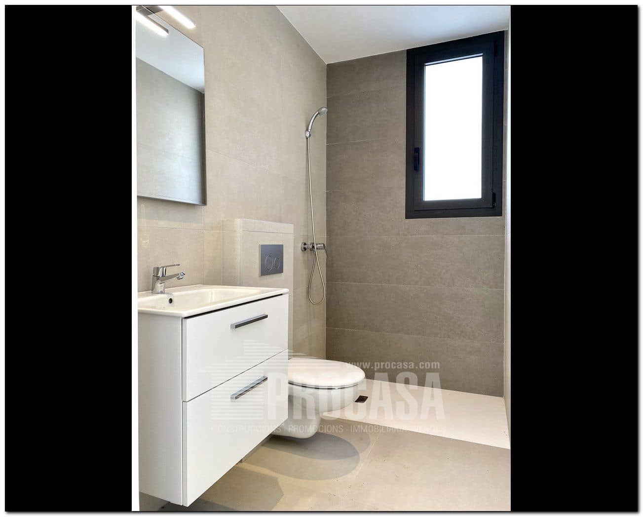 4 slaapkamer Villa te koop in Empuriabrava met zwembad garage - € 659.000 (Ref: 7401760)