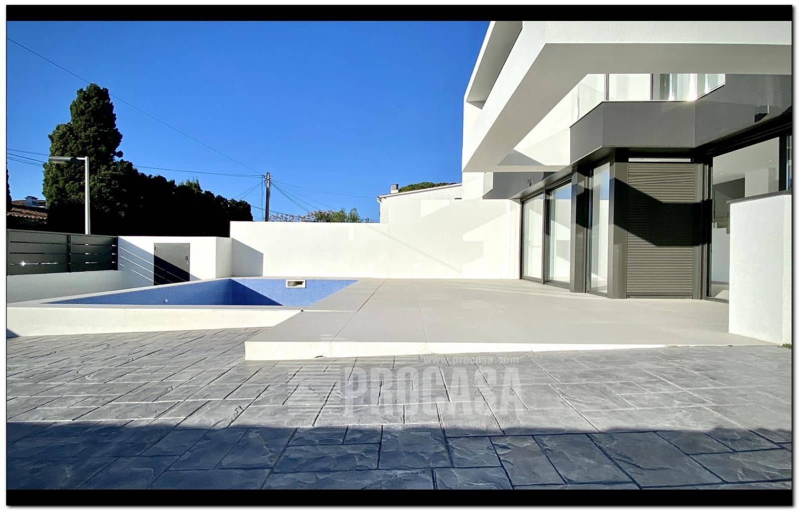 3 chambre Villa/Maison à vendre à Empuriabrava avec piscine garage - 659 000 € (Ref: 7401761)