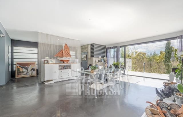 4 quarto Moradia para venda em Mollet de Peralada com piscina garagem - 745 000 € (Ref: 7455450)