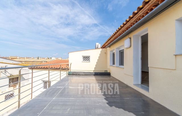 6 slaapkamer Villa te koop in Castelló d'Empúries met garage - € 525.000 (Ref: 7622555)