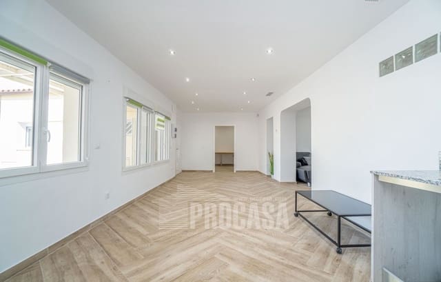 6 slaapkamer Villa te koop in Castelló d'Empúries met garage - € 525.000 (Ref: 7622555)