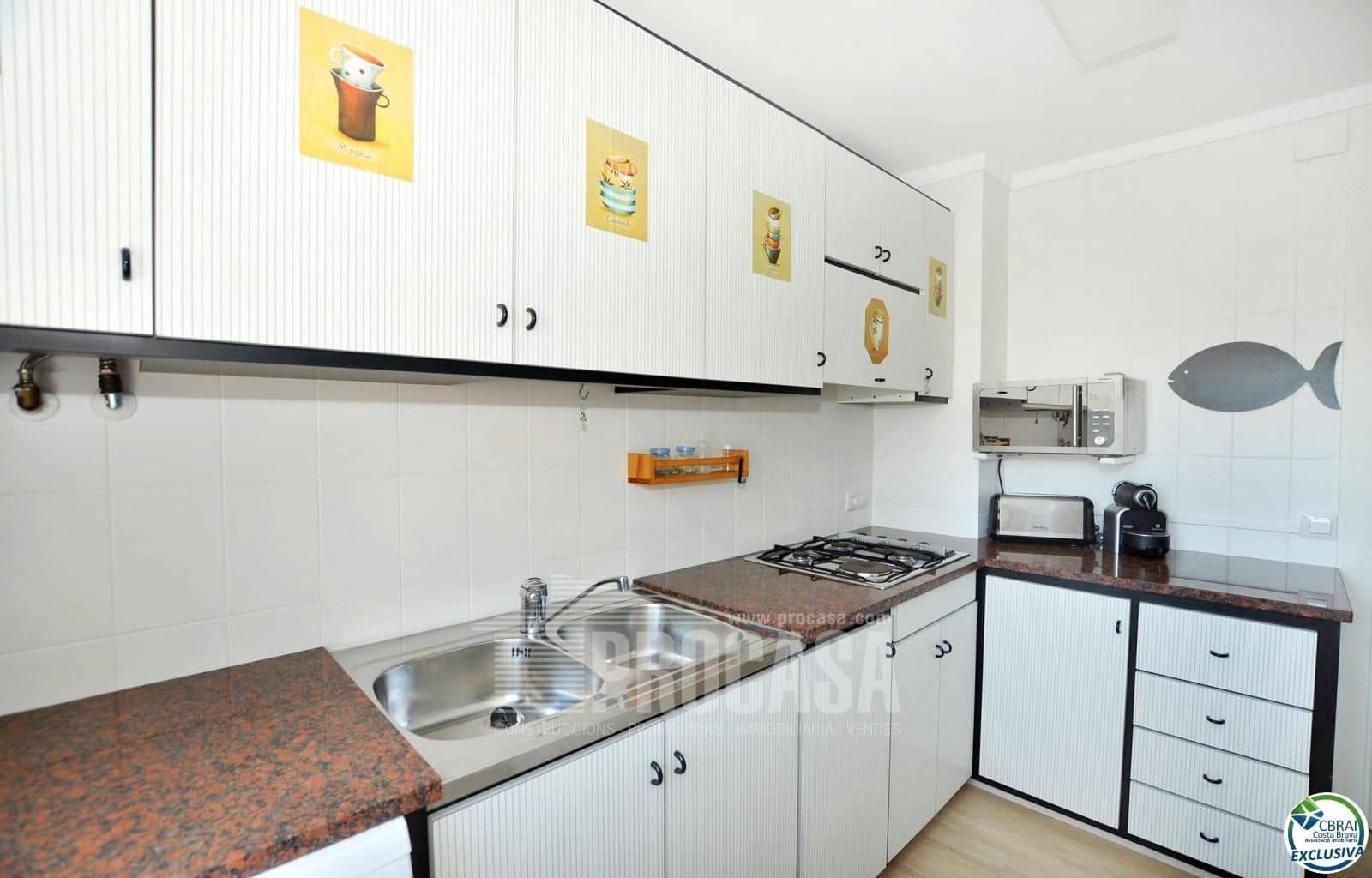 2 bedroom Flat for sale in Roses with garage - € 385,000 (Ref: 7753572)