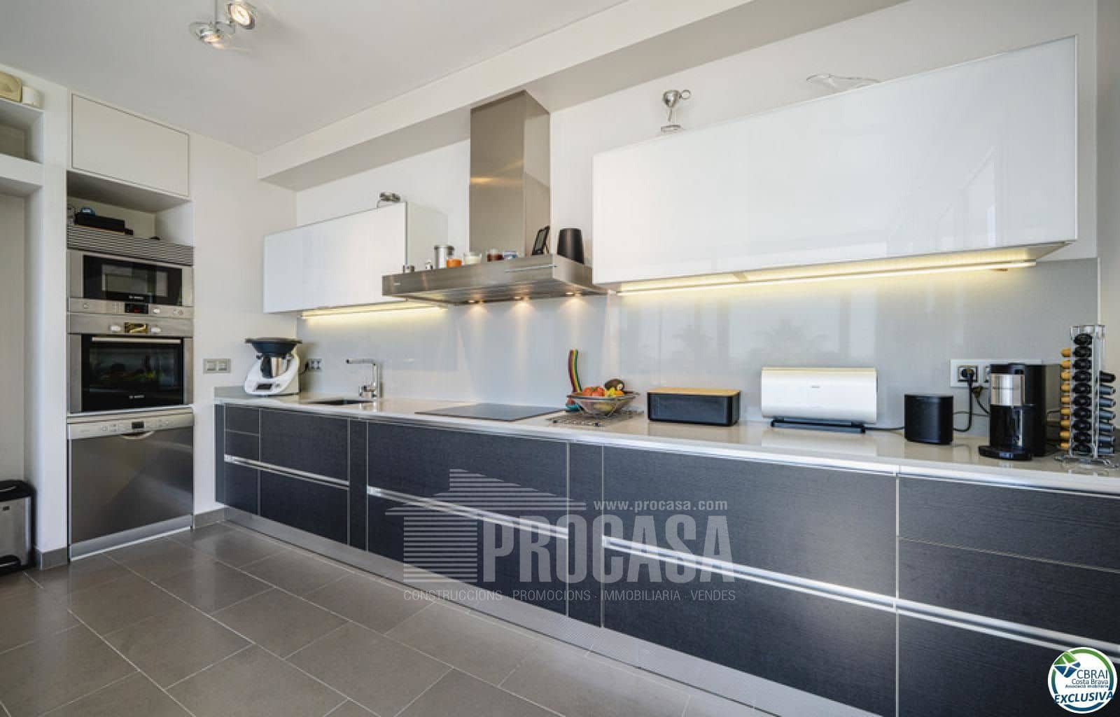 3 soveværelse Villa til salg i Palau-saverdera med swimmingpool garage - € 1.180.000 (Ref: 7839597)