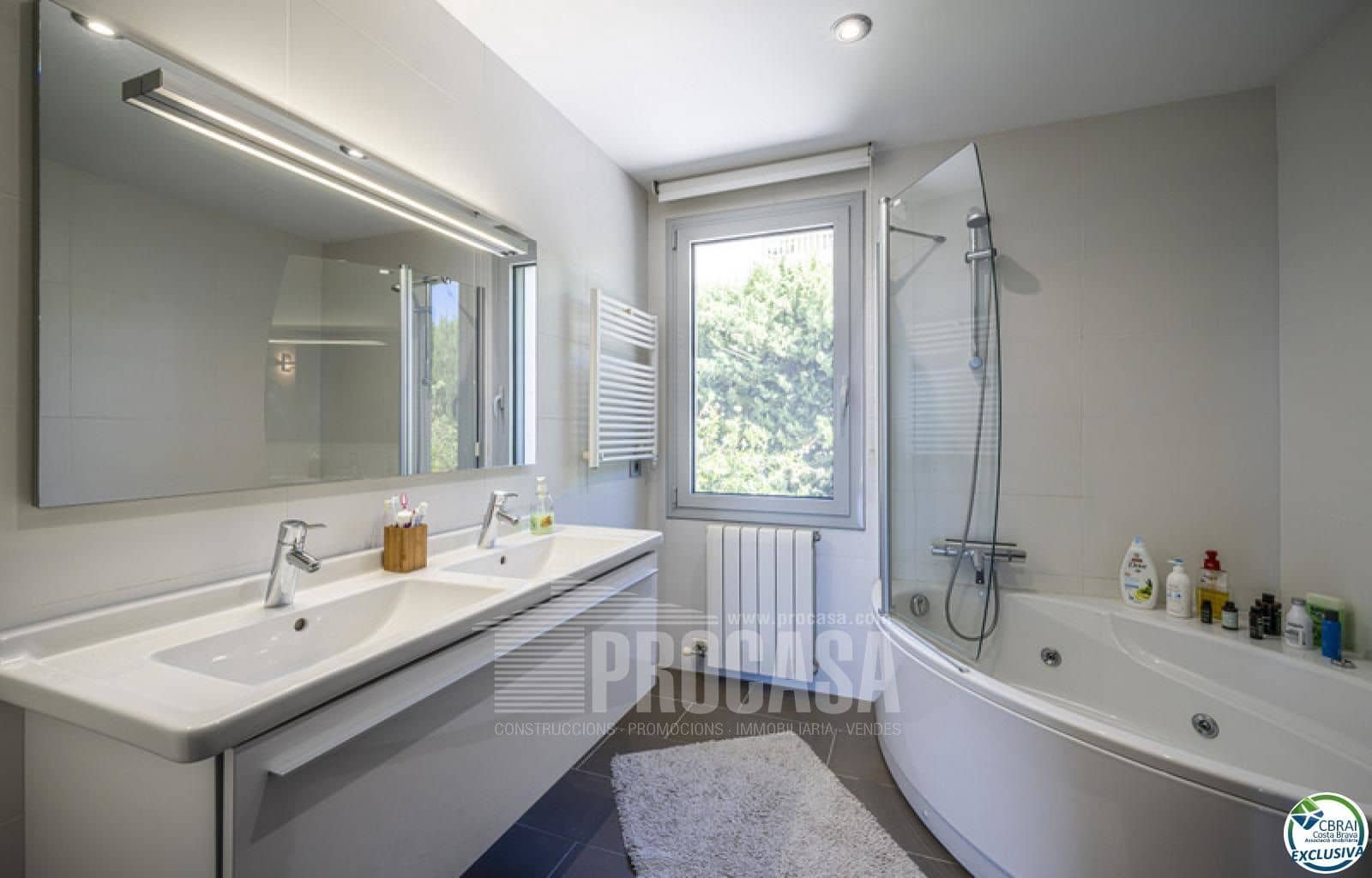 3 soveværelse Villa til salg i Palau-saverdera med swimmingpool garage - € 1.180.000 (Ref: 7839597)