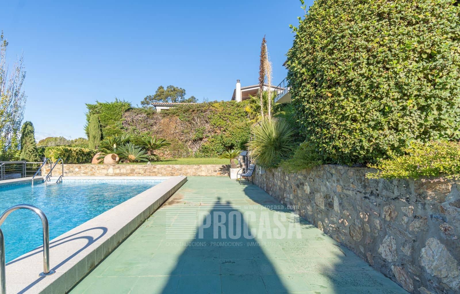 7 bedroom Villa for sale in Roses with pool garage - € 2,500,000 (Ref: 7952334)