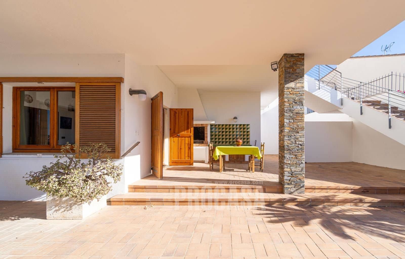 7 bedroom Villa for sale in Roses with pool garage - € 2,500,000 (Ref: 7952334)