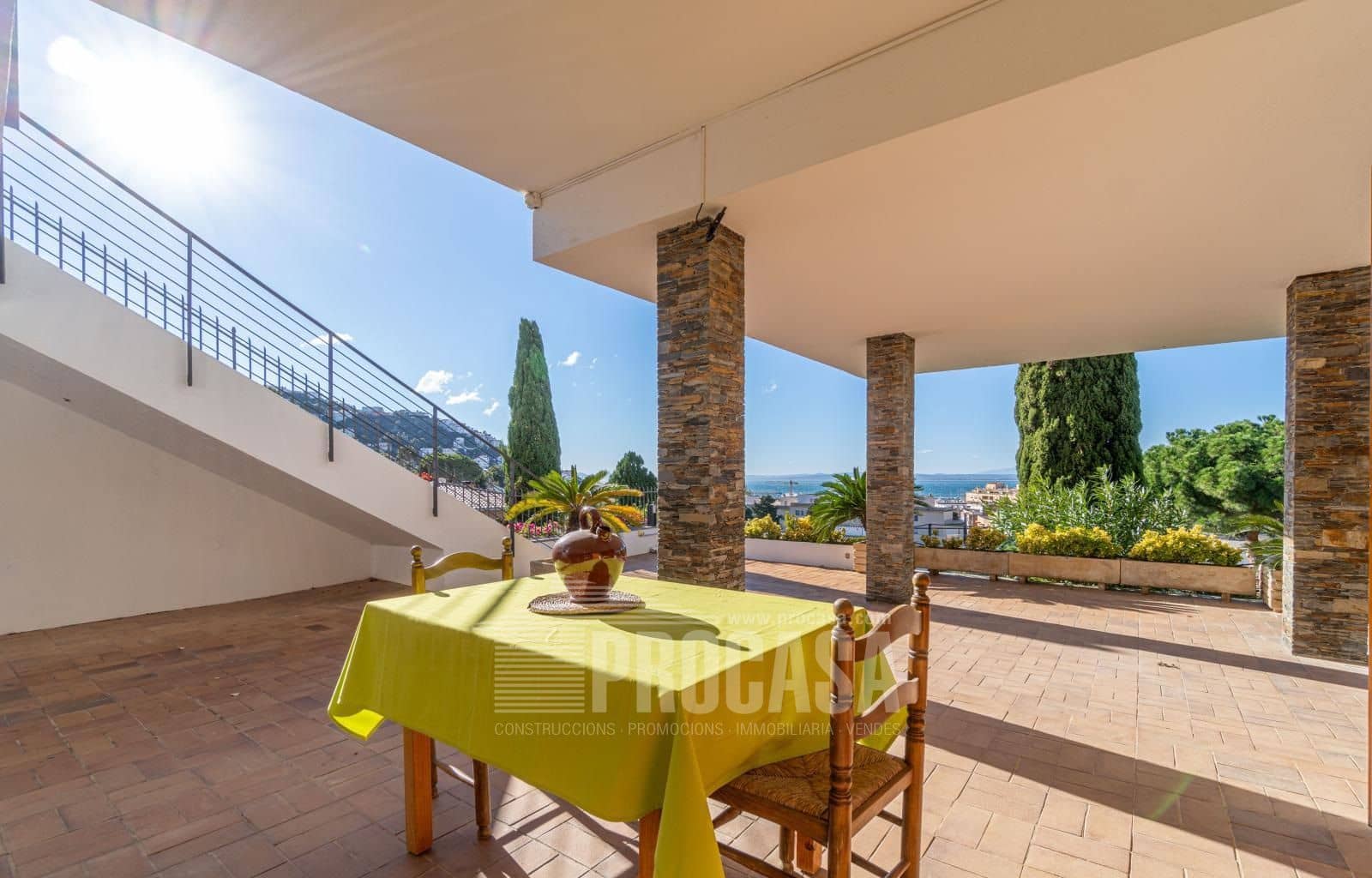 7 bedroom Villa for sale in Roses with pool garage - € 2,500,000 (Ref: 7952334)