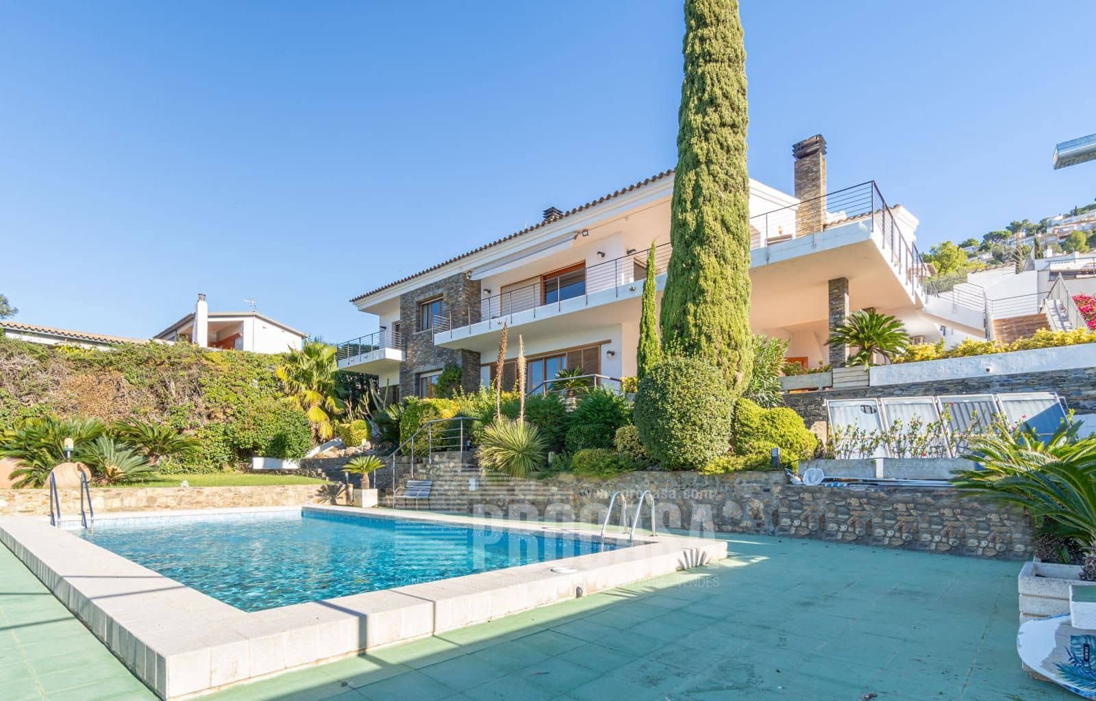 7 bedroom Villa for sale in Roses with pool garage - € 2,500,000 (Ref: 7952334)