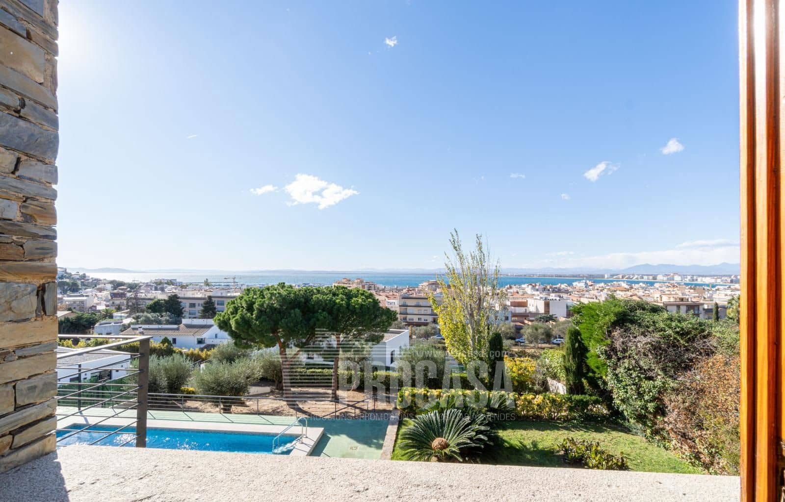 7 bedroom Villa for sale in Roses with pool garage - € 2,500,000 (Ref: 7952334)