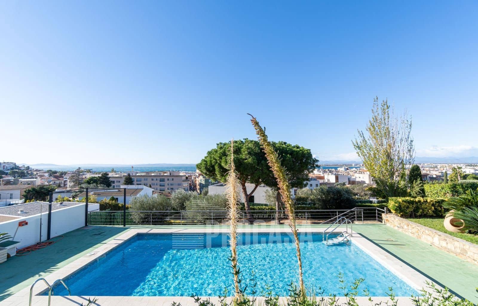 7 bedroom Villa for sale in Roses with pool garage - € 2,500,000 (Ref: 7952334)