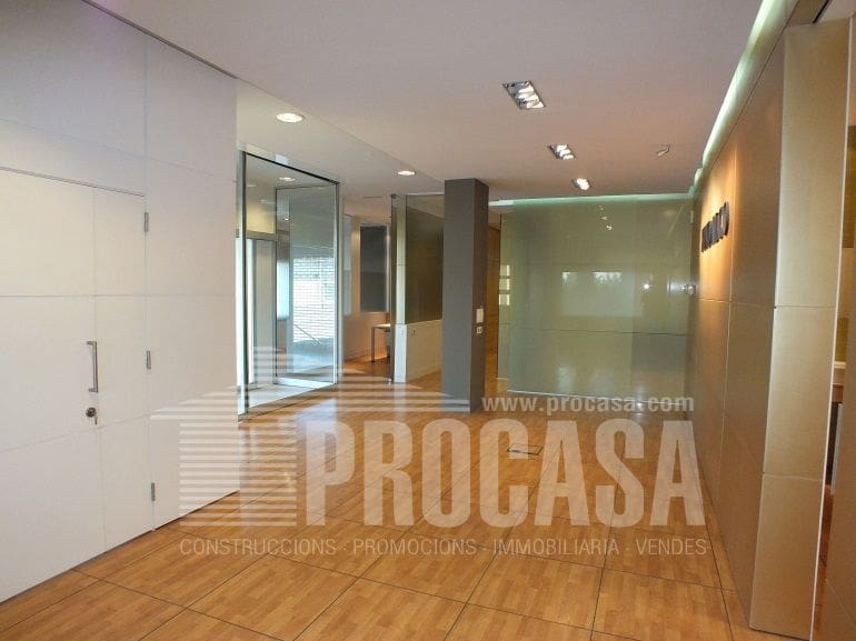 Kommersiell til salgs i Empuriabrava - € 480 000 (Ref: 7955317)