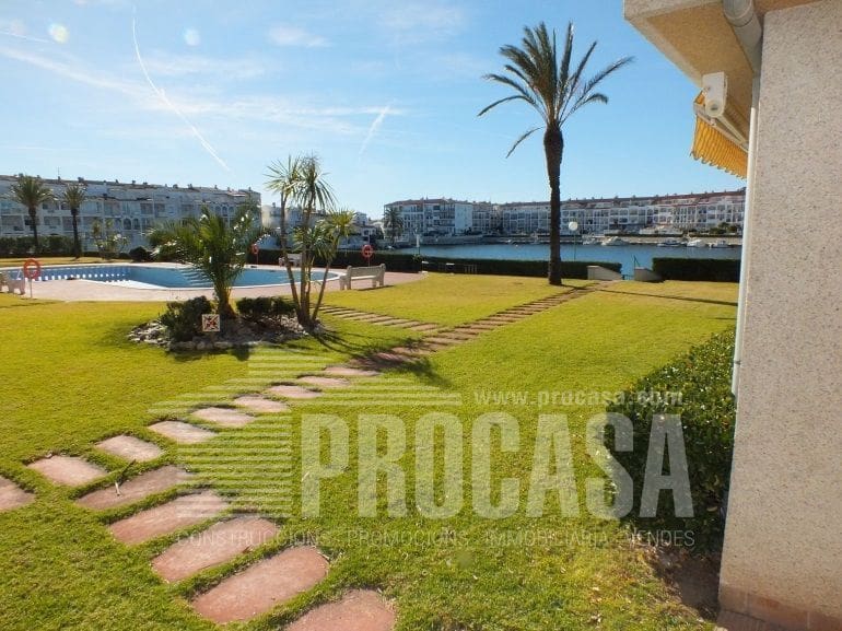 Kommersiell til salgs i Empuriabrava - € 480 000 (Ref: 7955317)