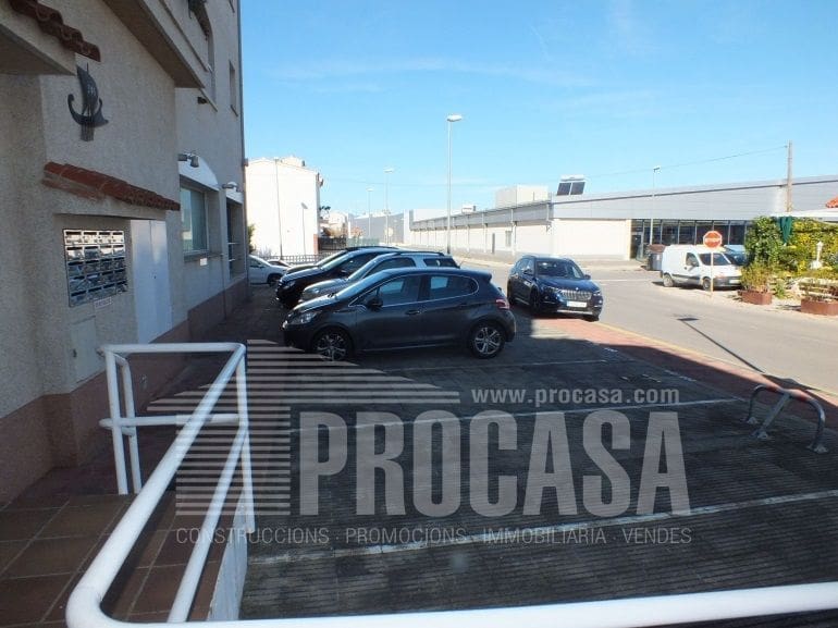 Kommersiell til salgs i Empuriabrava - € 480 000 (Ref: 7955317)